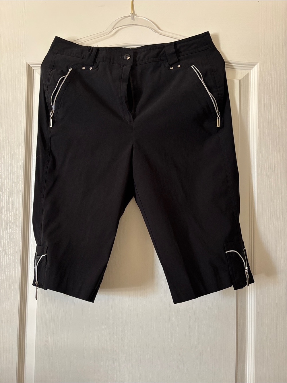 Jamie Sadack Black Zipper Pocket Golf Shorts size 12